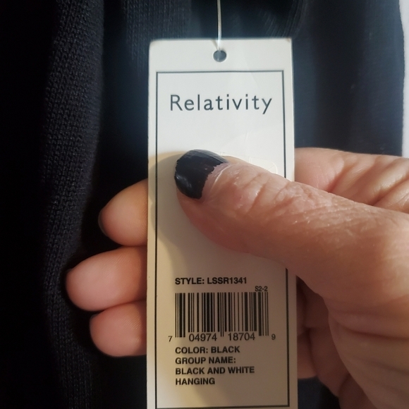 Relativity  open cardigan.  NWT. Black pleated sheet sz 2x. - Picture 3 of 10